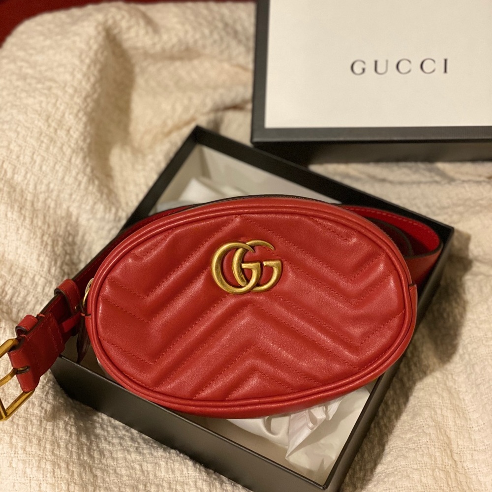GG Marmont matelassé leather belt bag Red